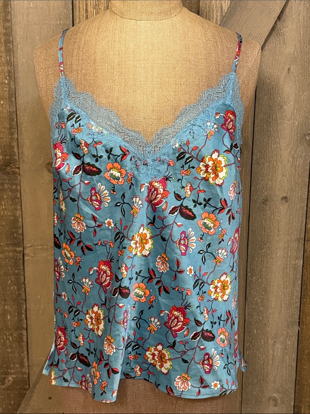 Victoria’s Secret Y2K Blue Floral Lace Trim Cami Tank Top Size Medium Going Out